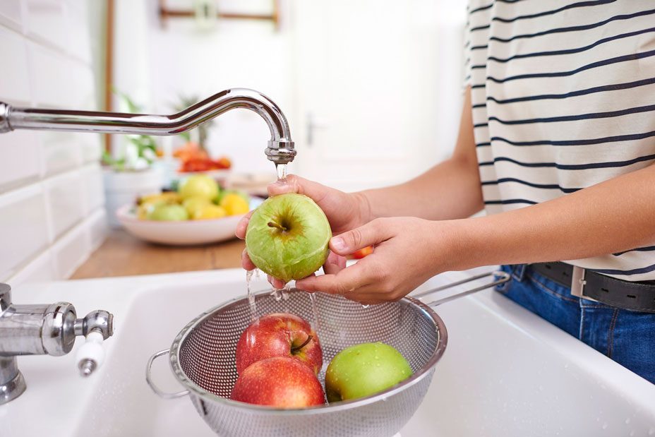 lavar frutas y verduras para un hogar libre de toxinas. Seid Lab.